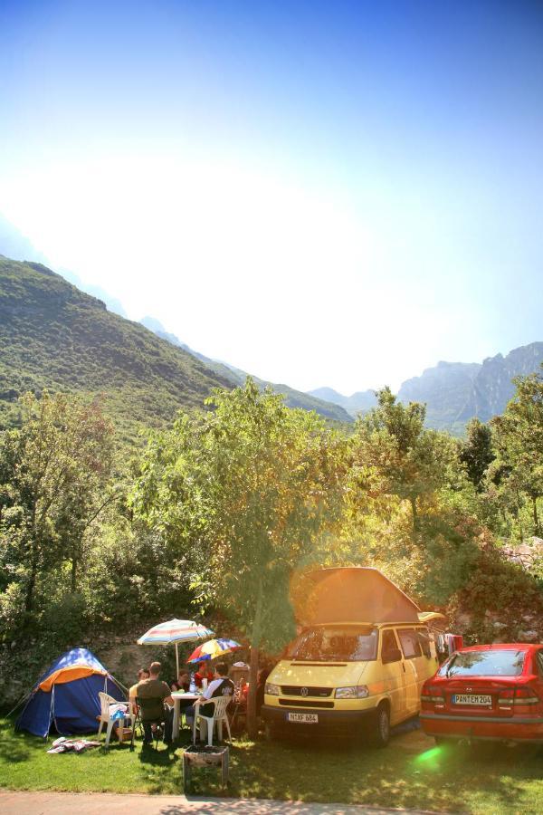 Camping Alpino - Nature Village Malcesine Exterior photo